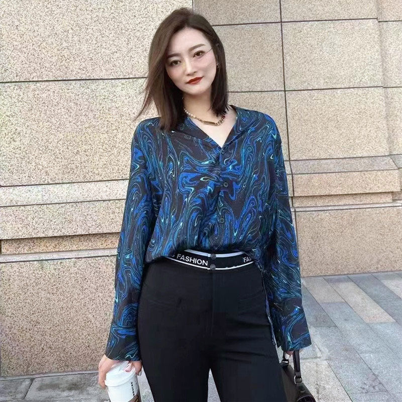 Same Style With Mall Retro Lapels V-neck Blue Ink Pattern Long Sleeve Shirt